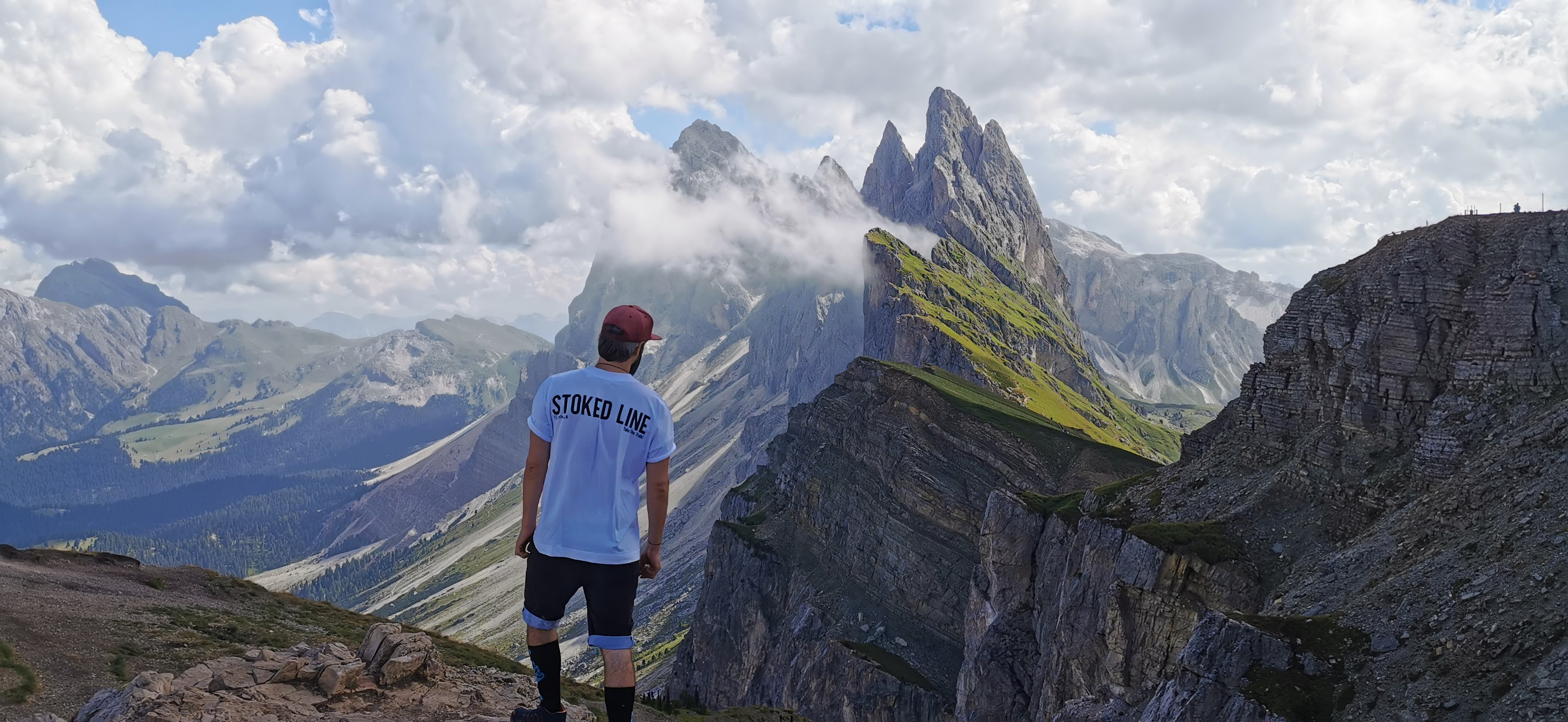 Stoked Line Outdoor Streetwear T-Shirt